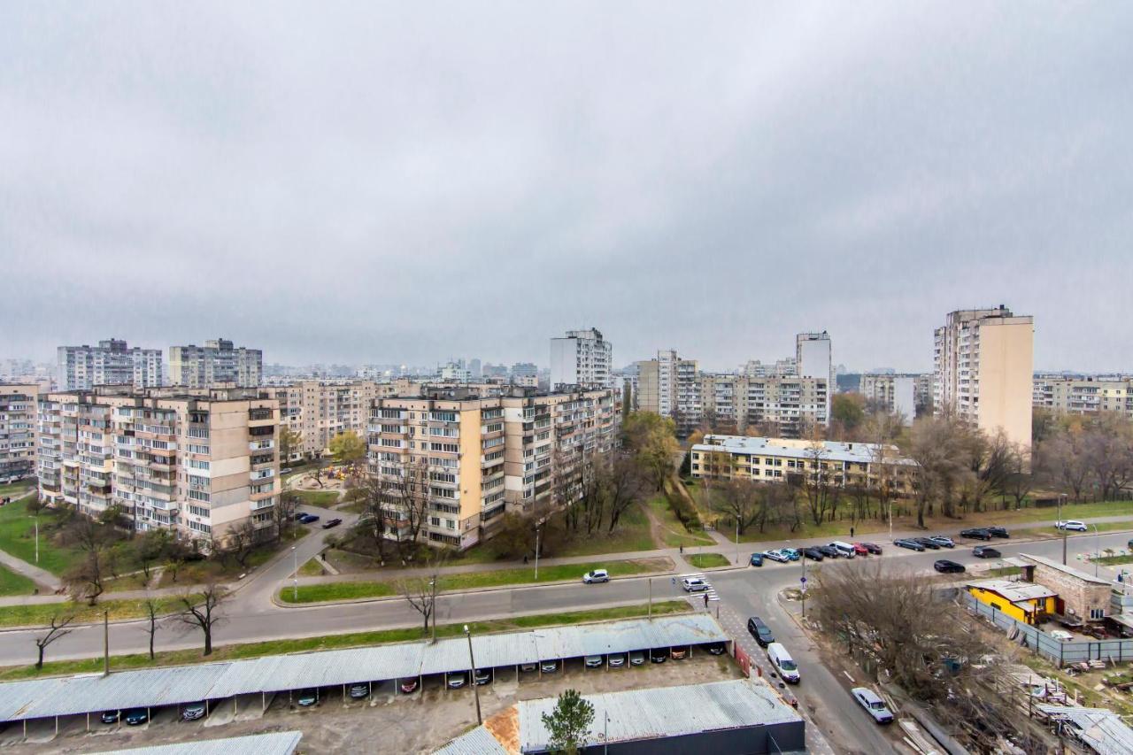 Стильные Апартаменты,Метро Вырлица,Метро Харьковская Kiev Buitenkant foto